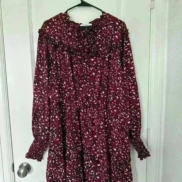 Eloquii Elements Floral Satin Dress with Ruffle Yoke size 22/24 - Picture 4 of 11